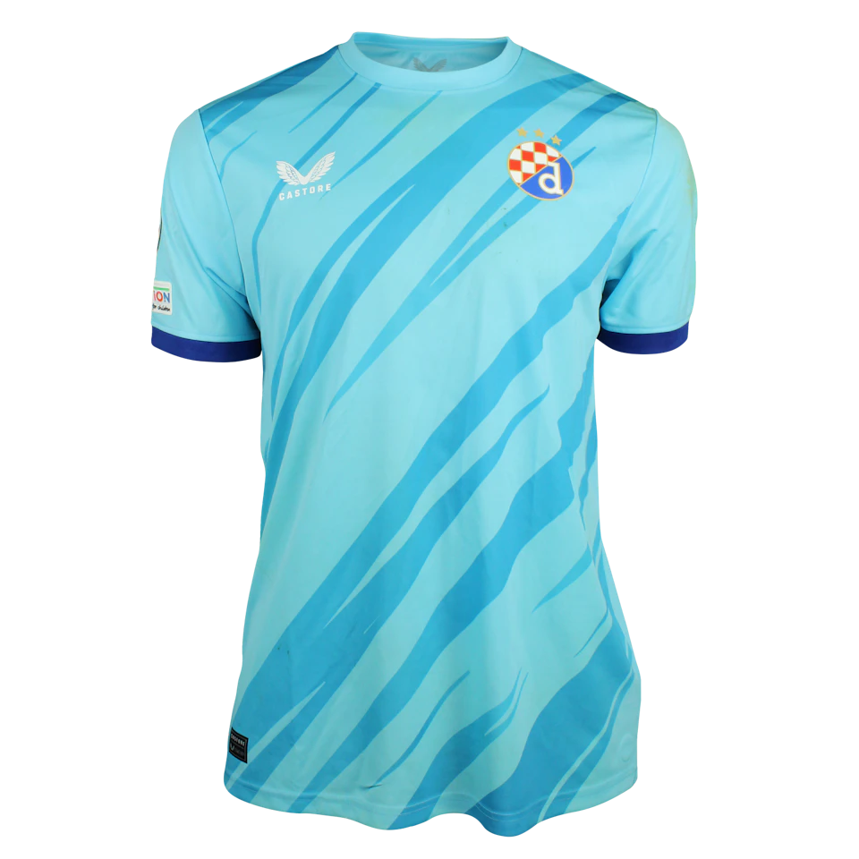 来自Dinamo Zagreb的Ivan Nevistić球衣