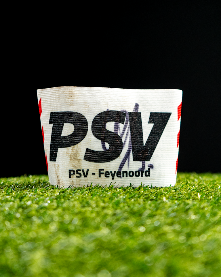 Captain's armband