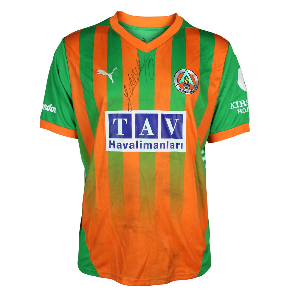 Serdar Dursun Alanyaspor shirt