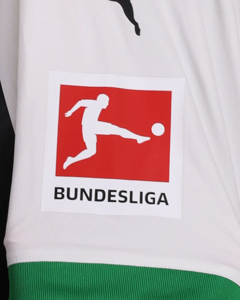 来自Borussia Mönchengladbach的Tim Kleindienst球衣