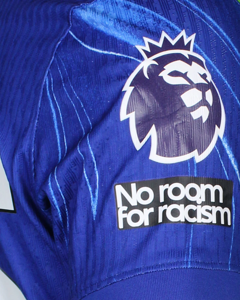 Moisés Caicedo Chelsea camisa.