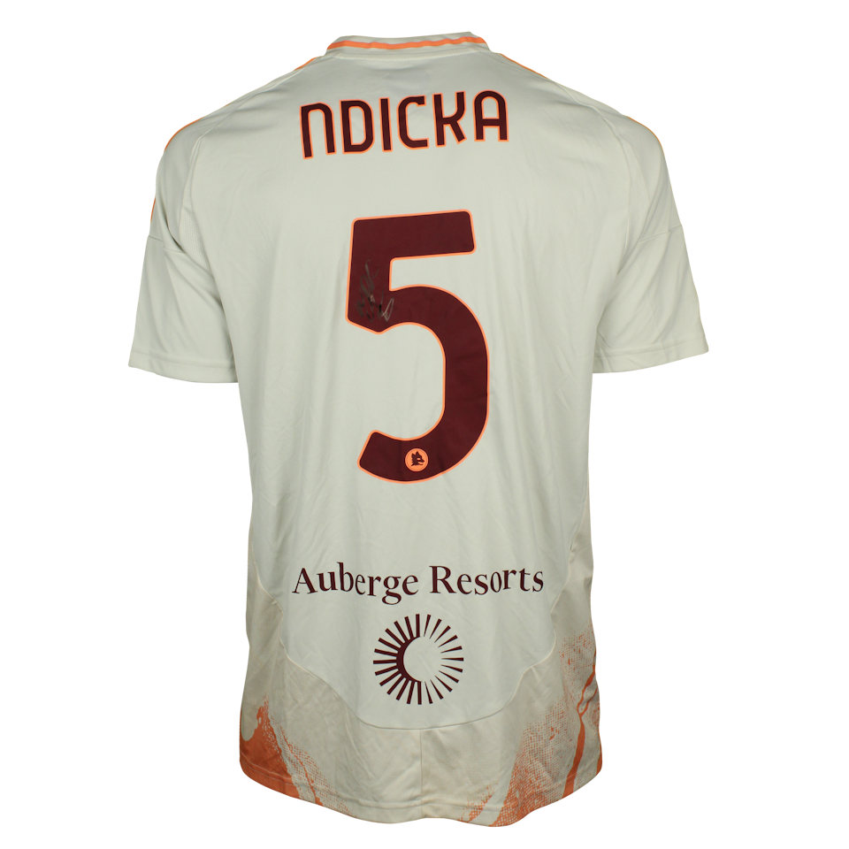Obite Evan N'Dicka AS Roma shirt