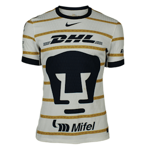 Pablo Bennevendo Peña Pumas shirt