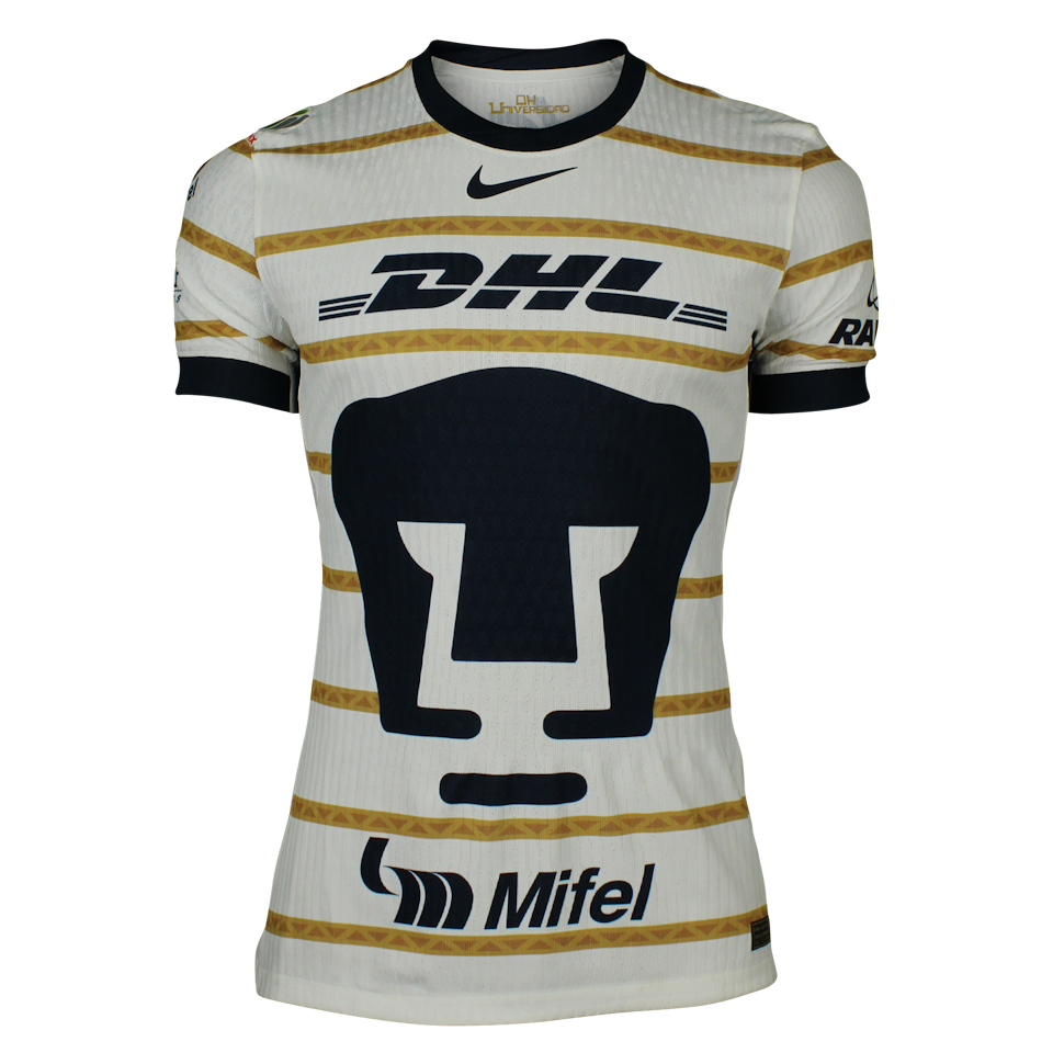 Rodrigo López Quiñones Pumas shirt