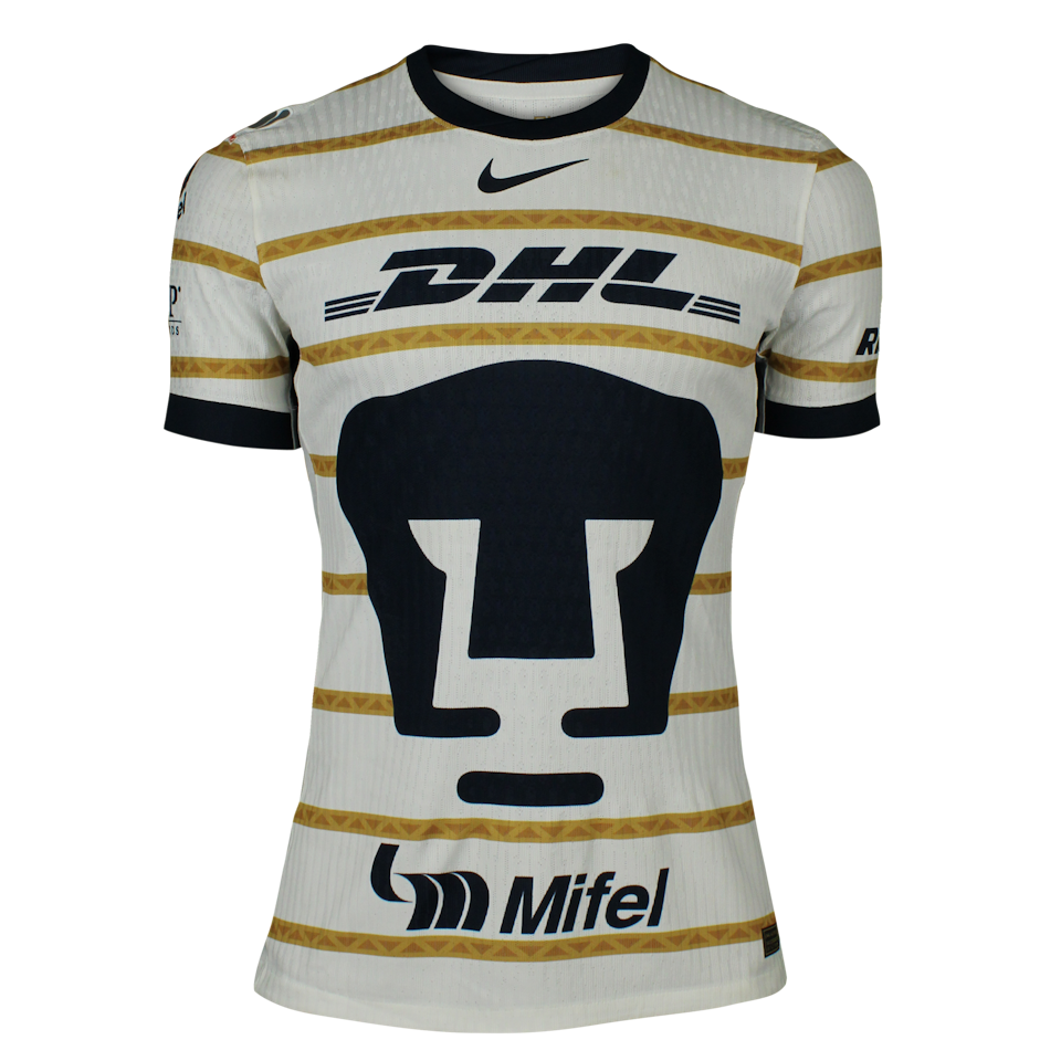 Ali Ávila Vega Pumas shirt