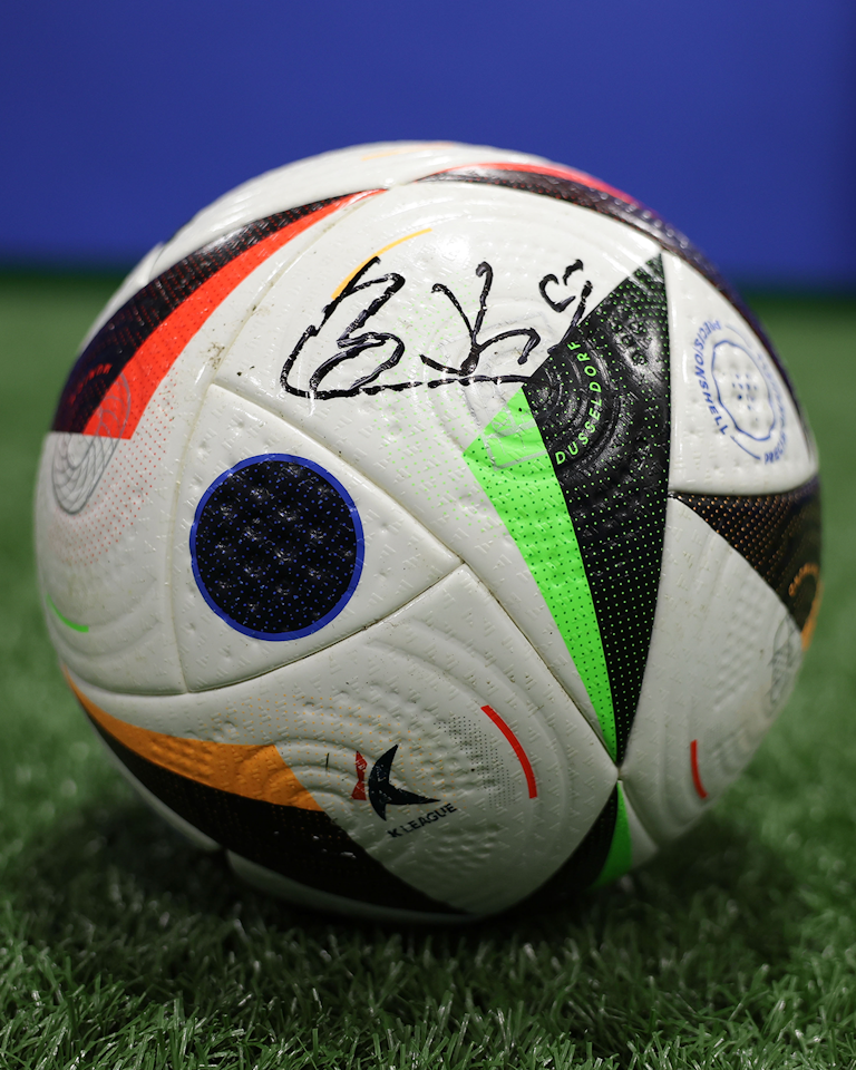 Match Scored Ball `6 - Giorgi Arabidze 아라비제