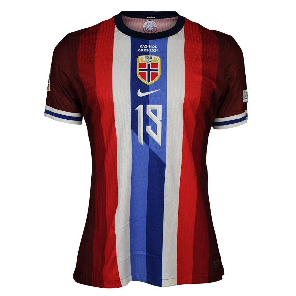 Camisola de Aron Dønnum, Norway
