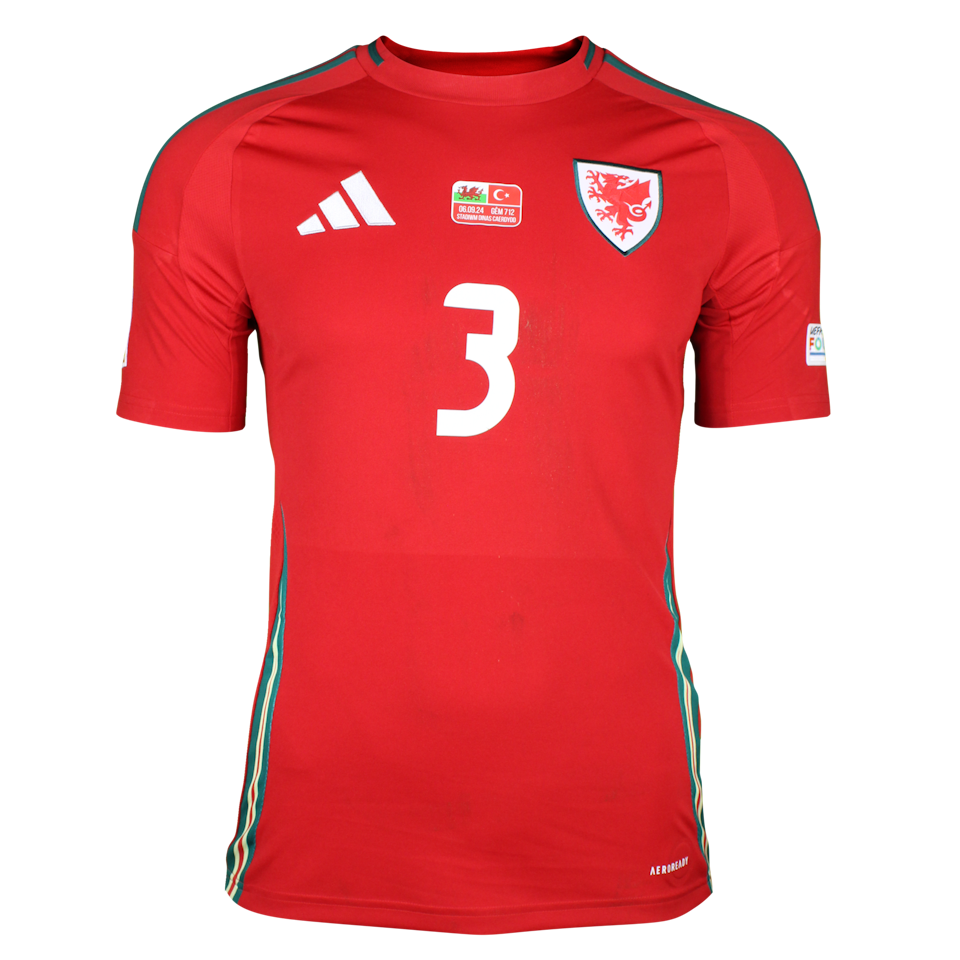 Neco Williams Wales shirt