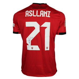 Kristjan Asllani Albania shirt