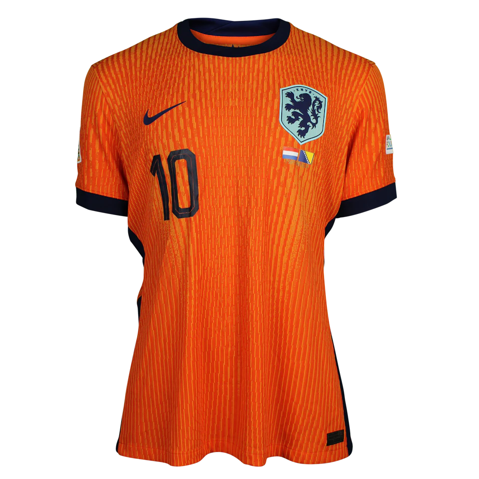 Joshua Zirkzee Netherlands のシャツ