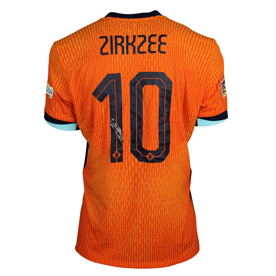 Joshua Zirkzee Netherlands のシャツ