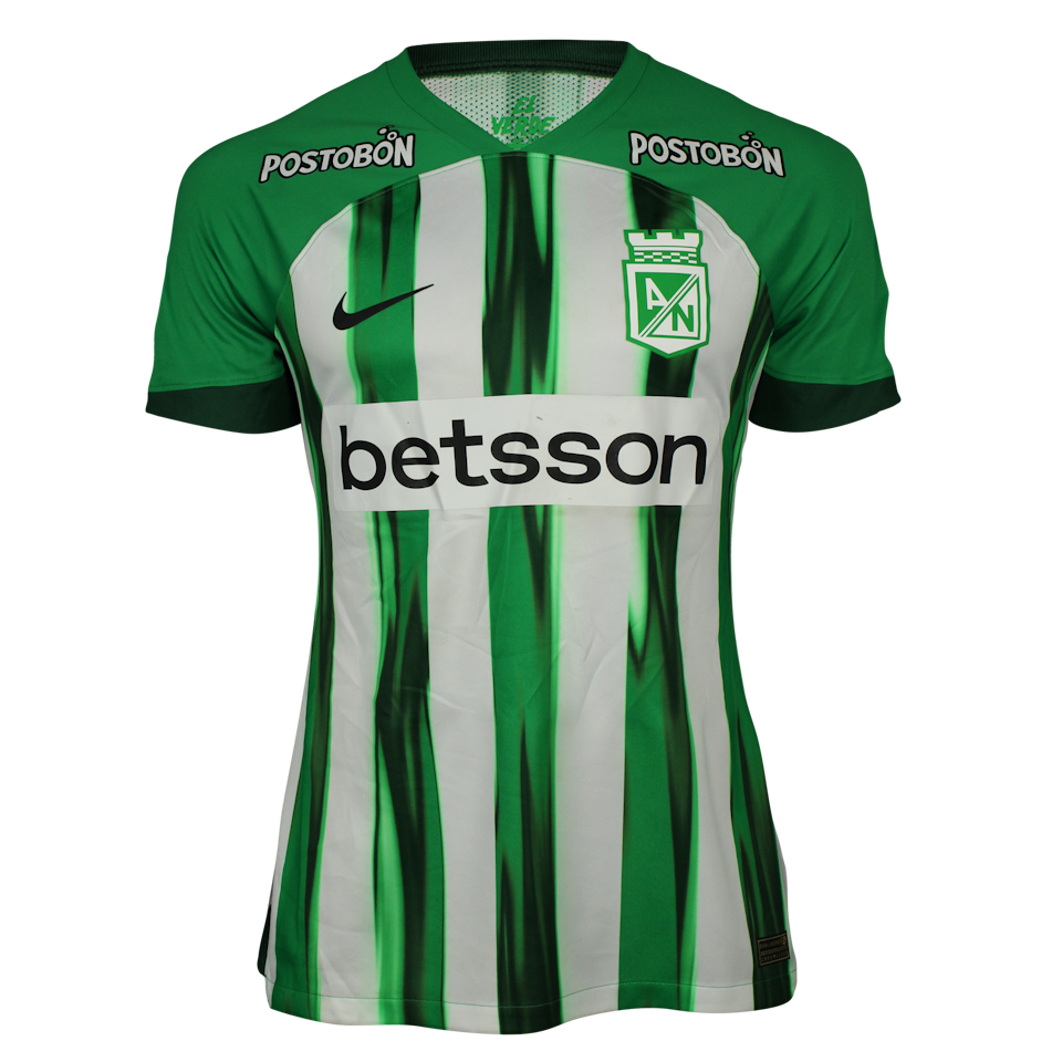 Kevin Viveros Atlético Nacional shirt