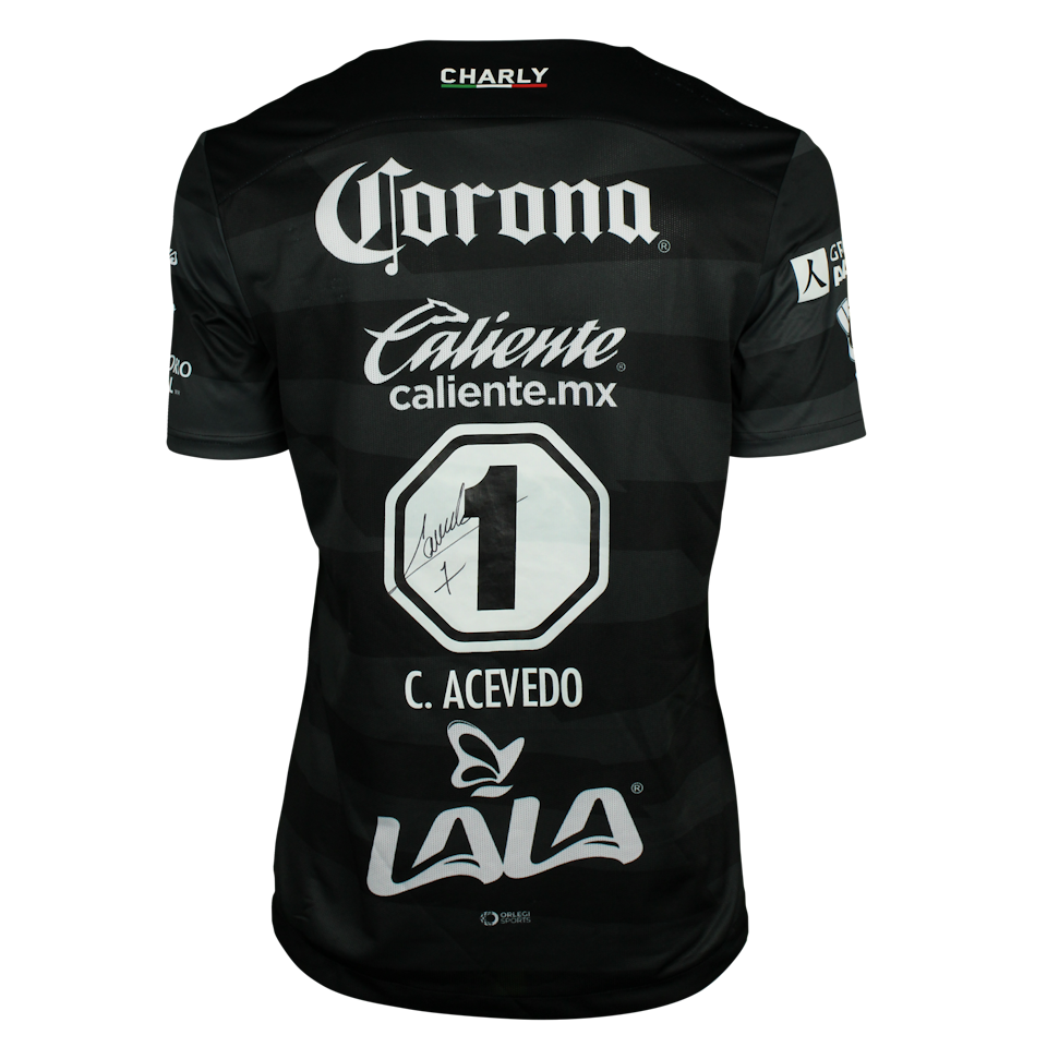 Carlos Acevedo López Santos Laguna shirt