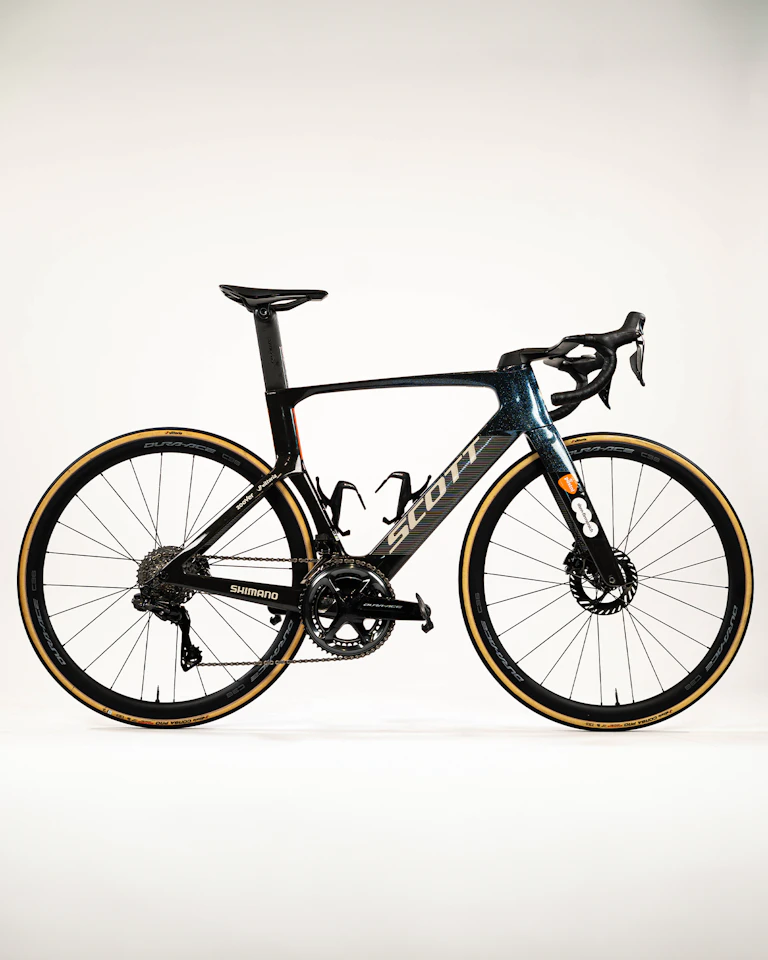 Georgi Pfeiffer | SCOTT Foil RC Pro