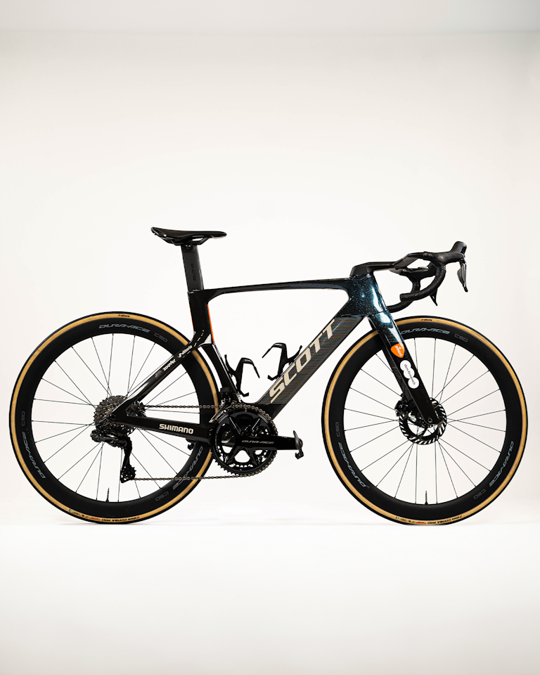Charlotte Kool | SCOTT Foil RC Pro