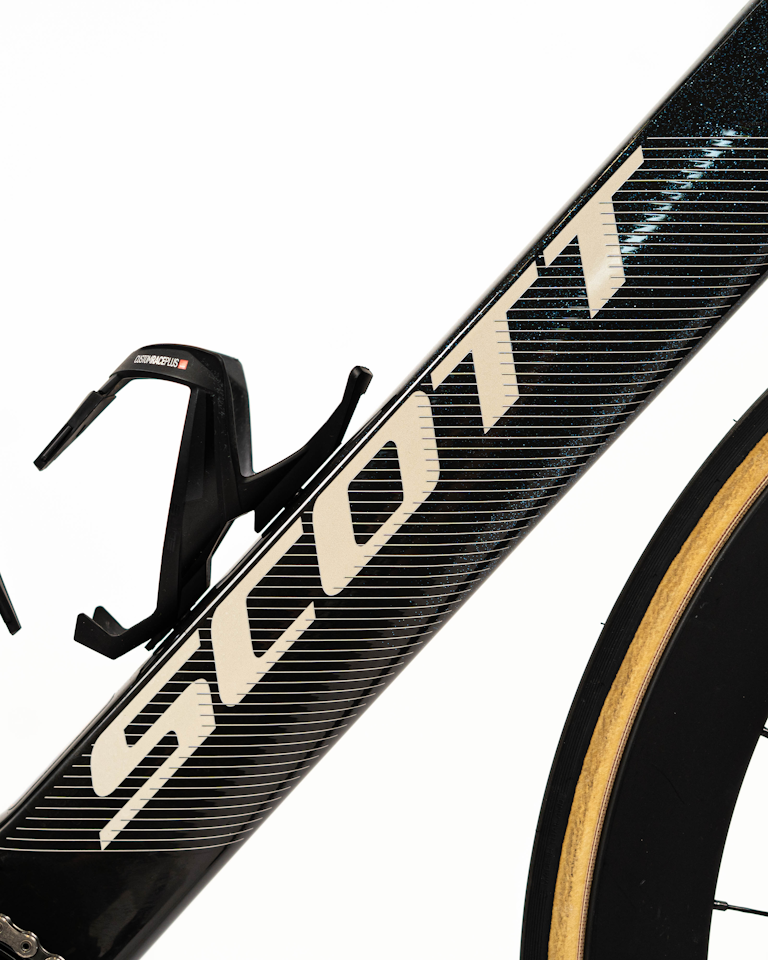 Charlotte Kool | SCOTT Foil RC Pro
