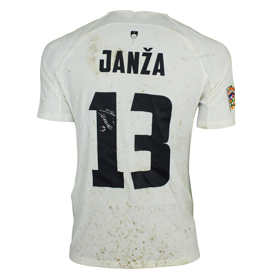 Erik Janža Slovenia jersey