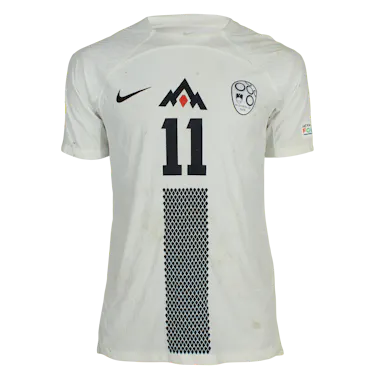 Benjamin Šeško Slovenia shirt
