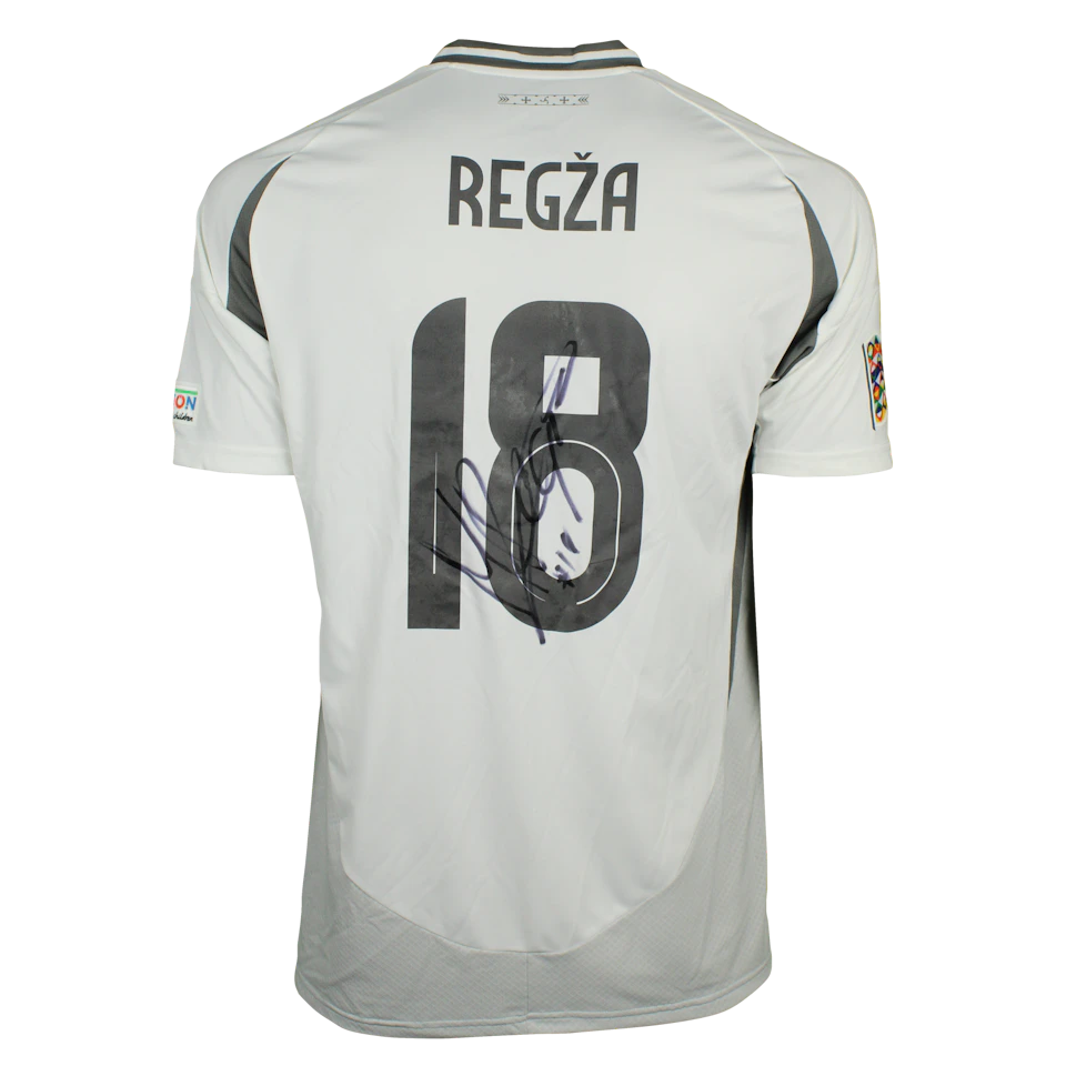 Camisola de Marko Regža, Latvia