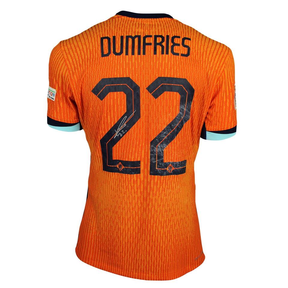 Netherlands 팀의 Denzel Dumfries 셔츠