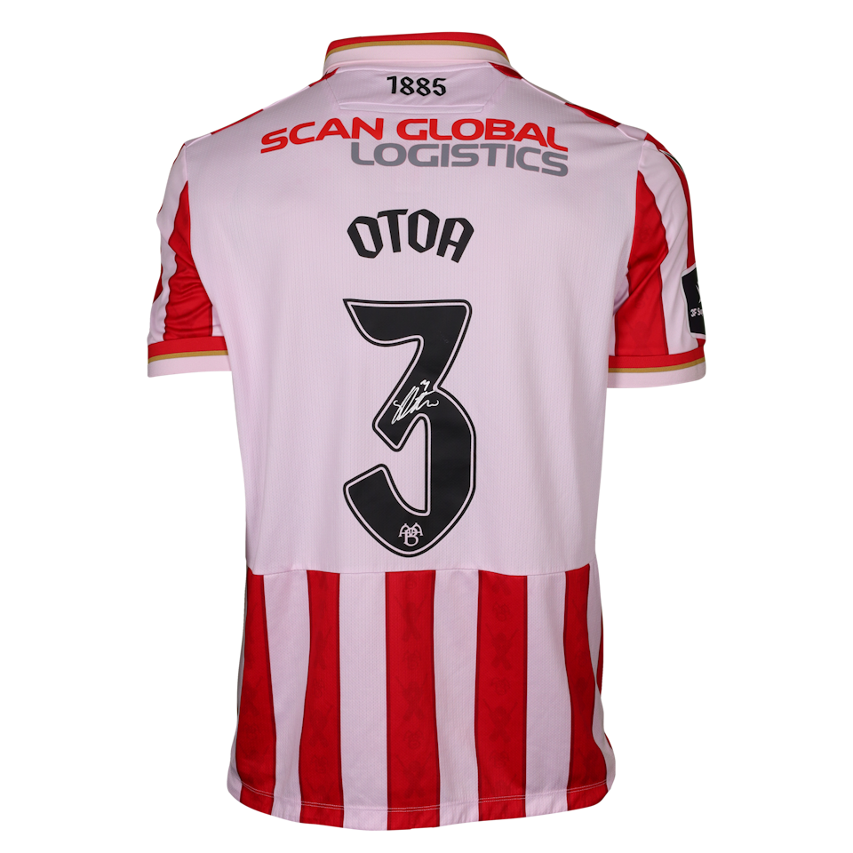 Sebastian Otoa AaB shirt
