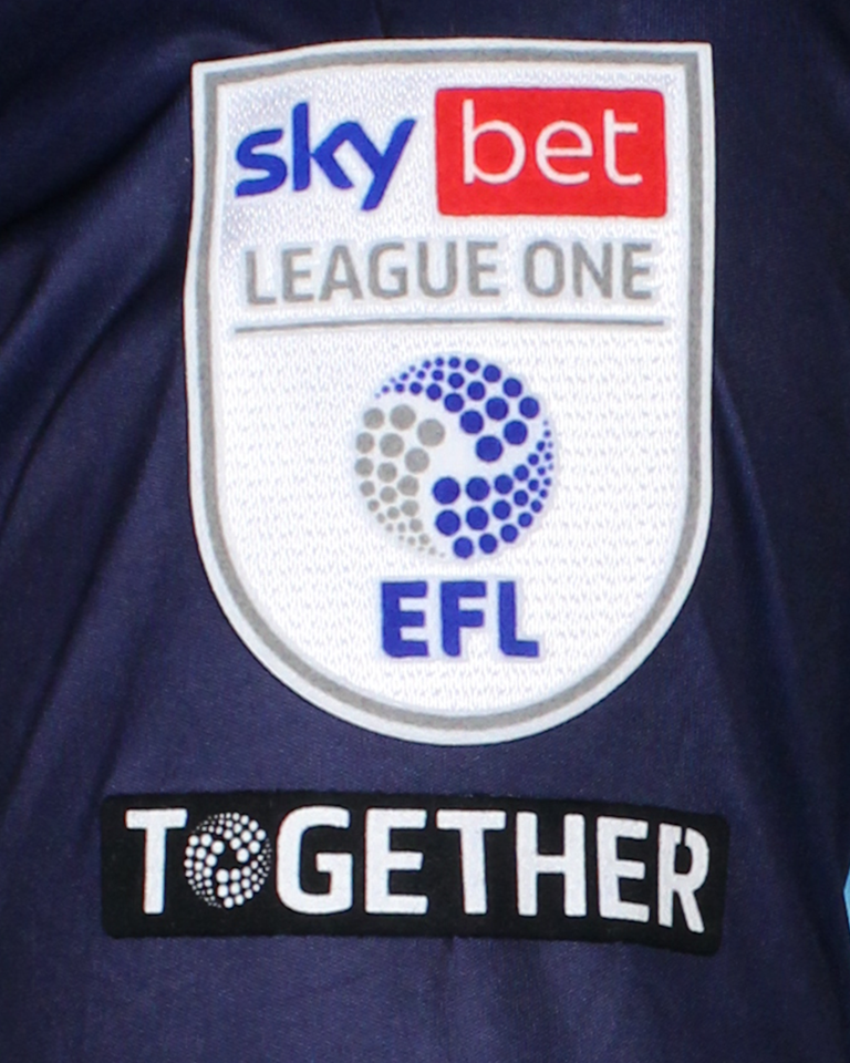 Garath McCleary Wycombe Wanderers jersey