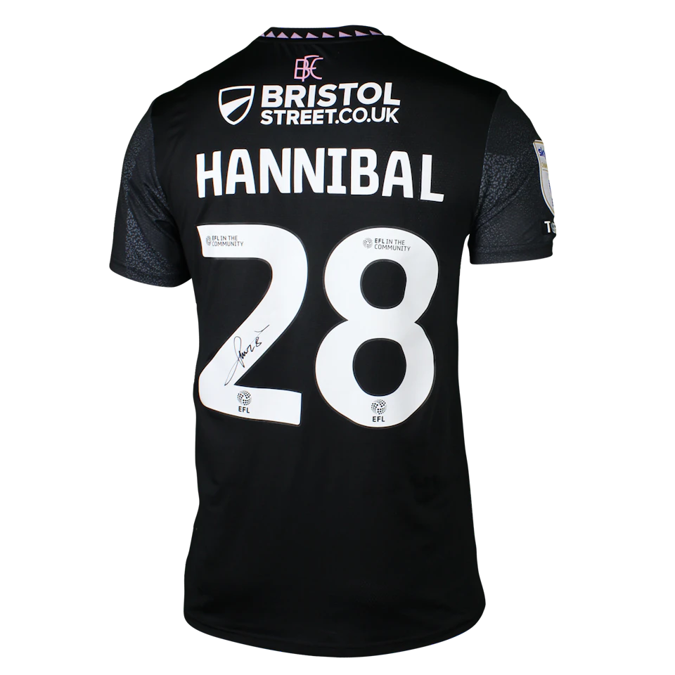 Burnley 팀의 Hannibal Mejbri 셔츠