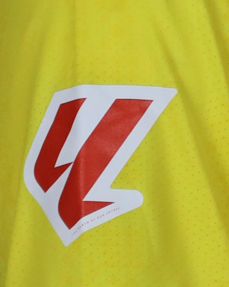 来自Villarreal CF的Nicolas Pépé球衣