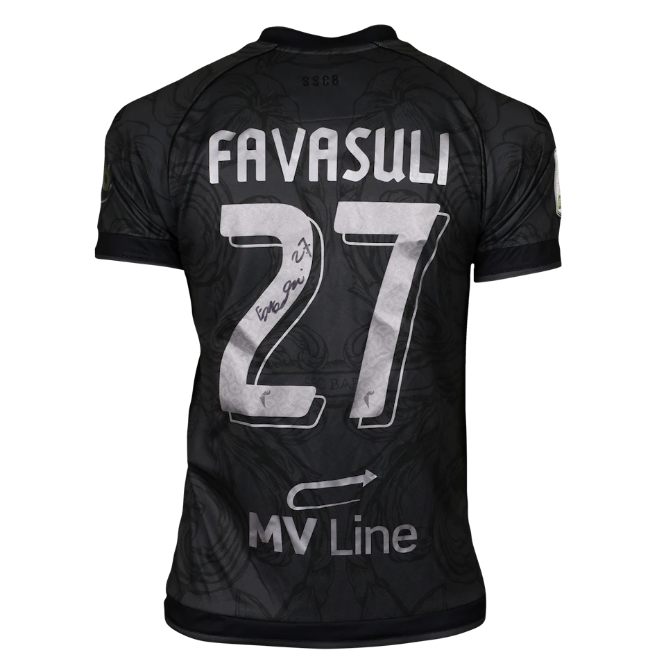 来自S.S.C. Bari的Costantino Favasuli球衣