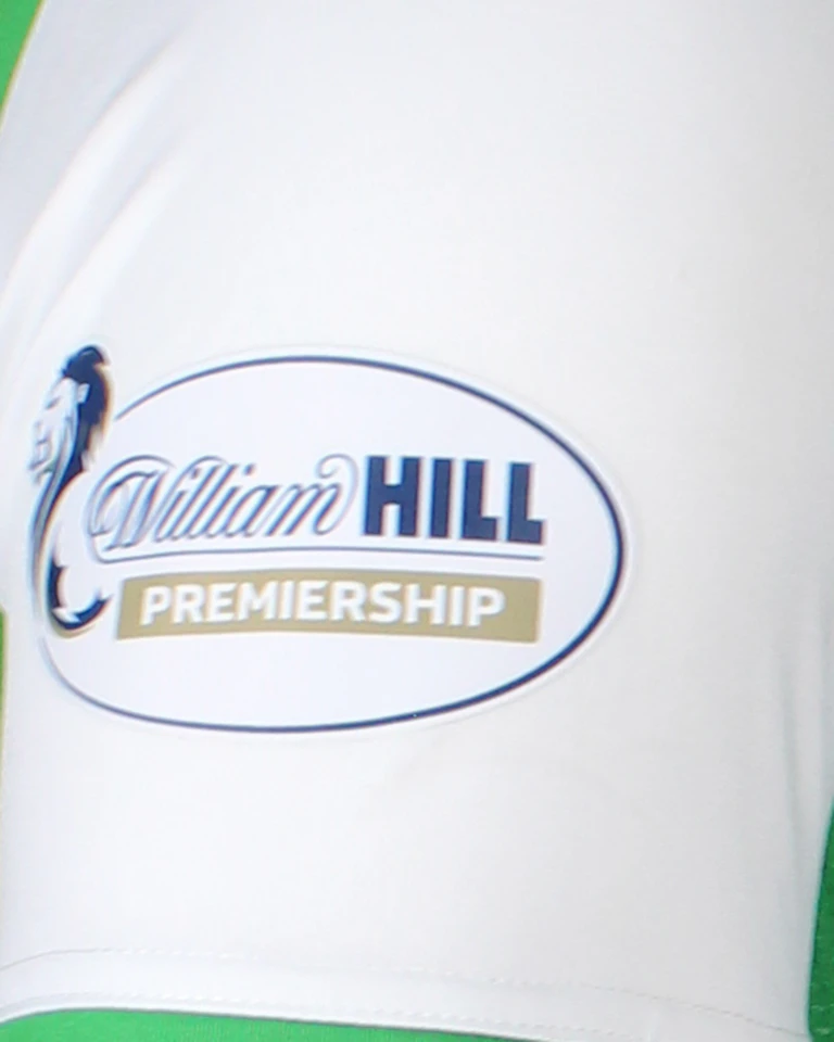 Hibernian 팀의 Rocky Bushiri 셔츠