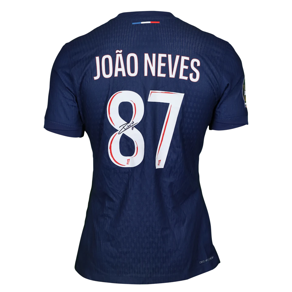 来自Paris Saint-Germain的João Neves球衣