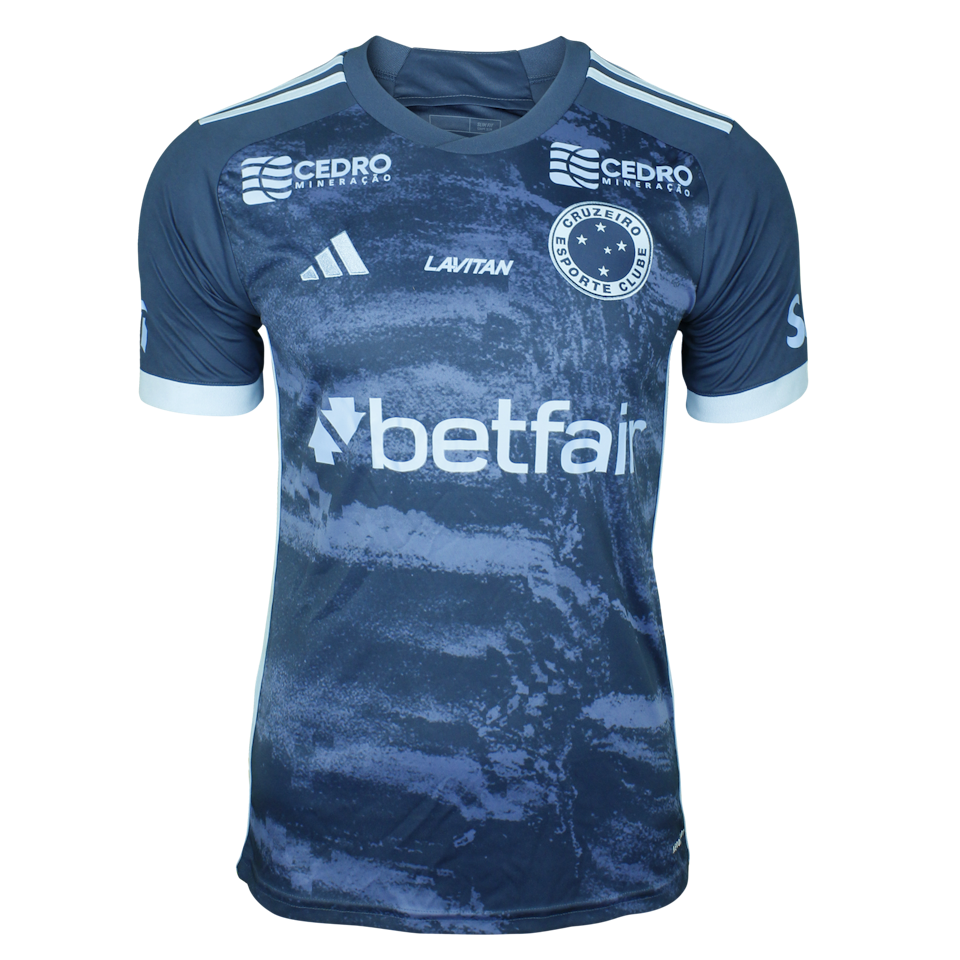 Vitor Hugo Amorim de Assis Cruzeiro shirt