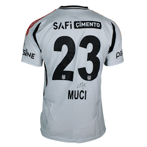 Ernest Muçi Beşiktaş JK shirt