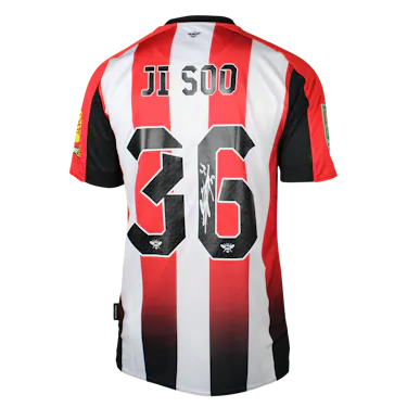 Ji-soo Kim 김지수 Brentford shirt
