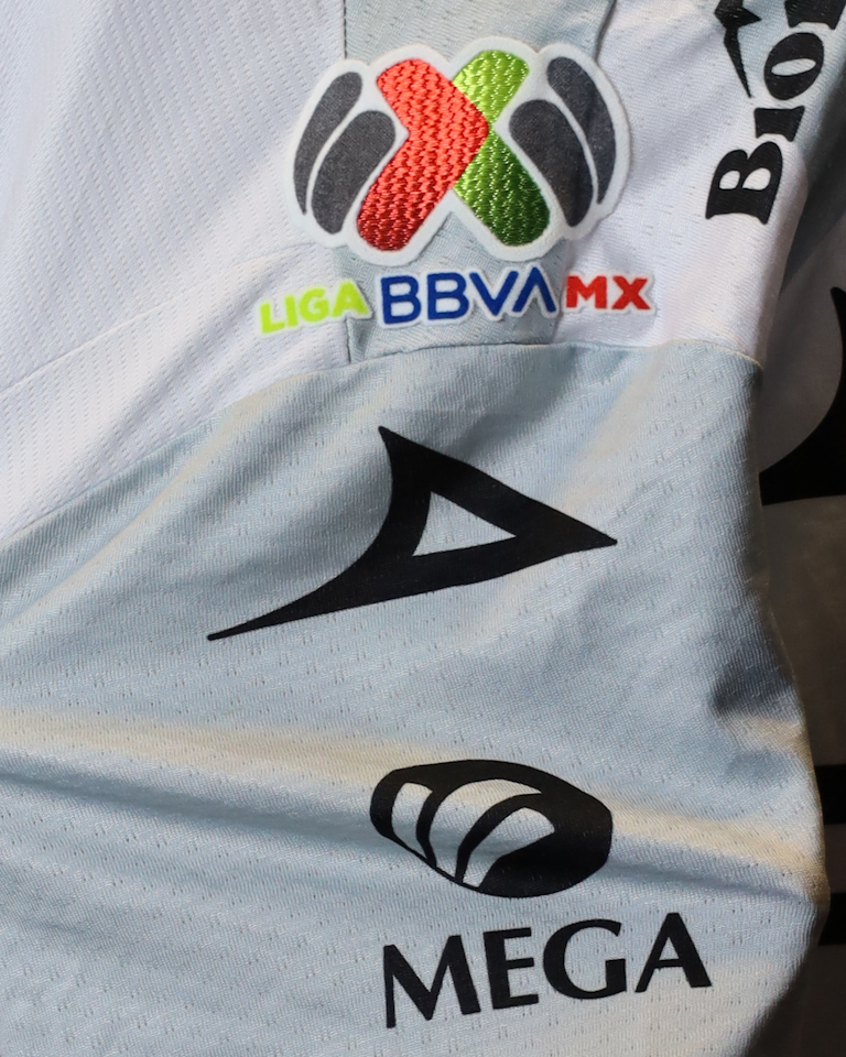 Kevin Manuel Armenta Cota Necaxa jersey
