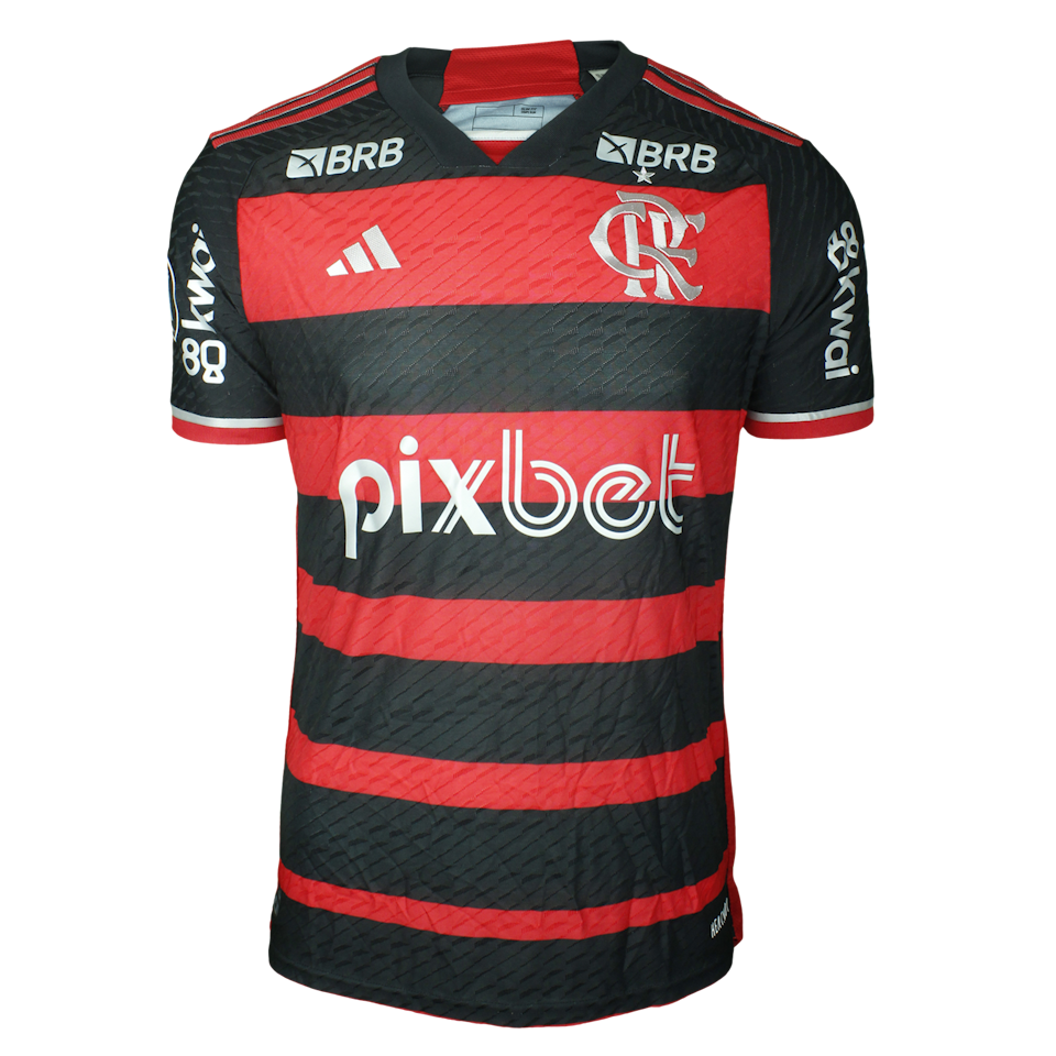 Evertton Gustavo Fernandes Araújo Flamengo shirt