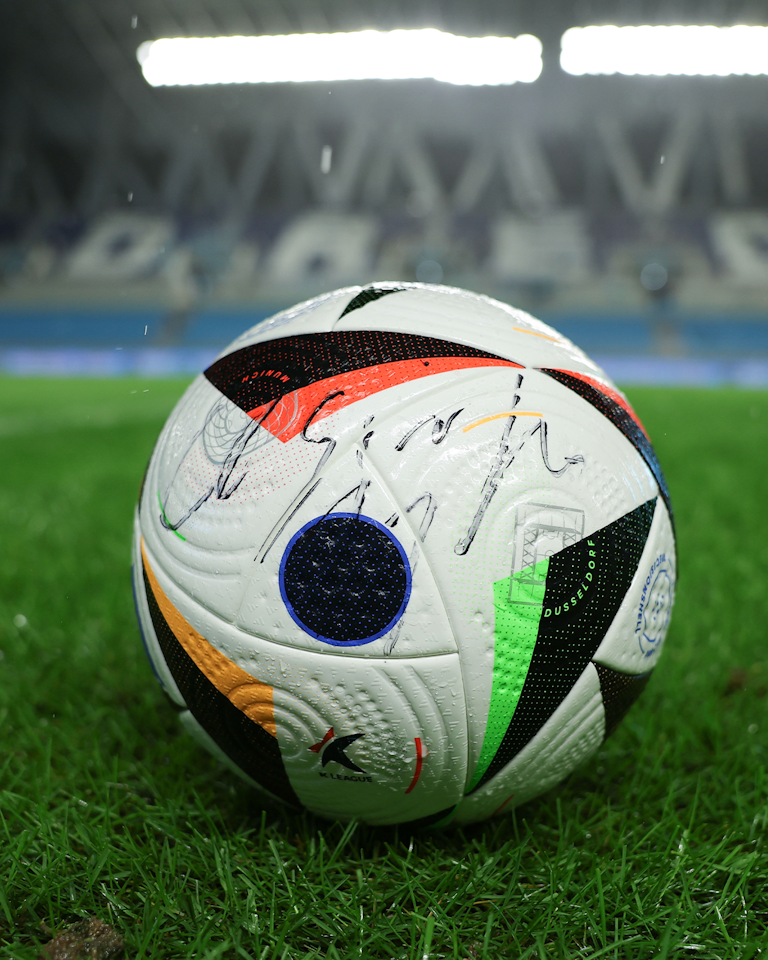 Match Scored Ball `98 - Cesinha 세징야
