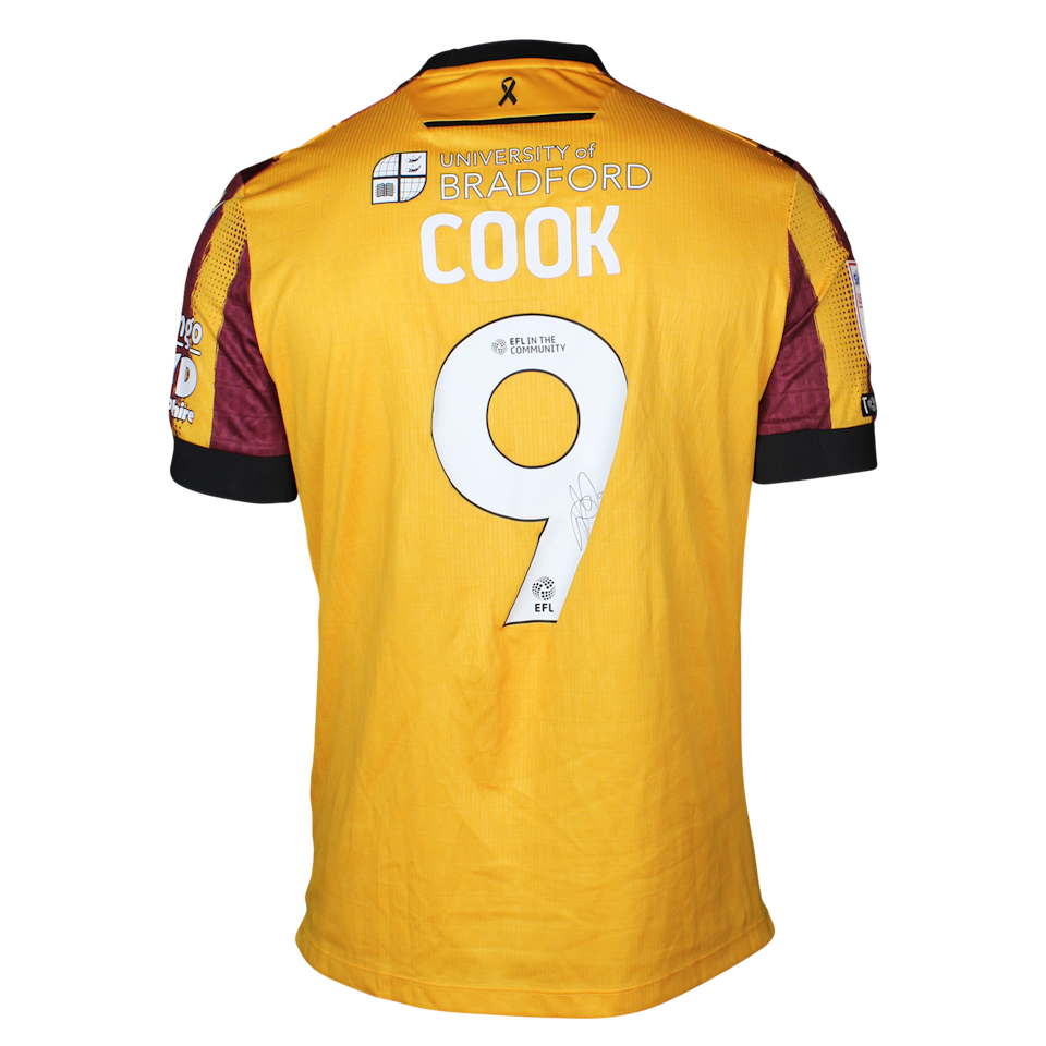 Andy Cook Bradford City shirt