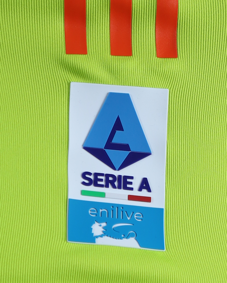 Mile Svilar AS Roma shirt