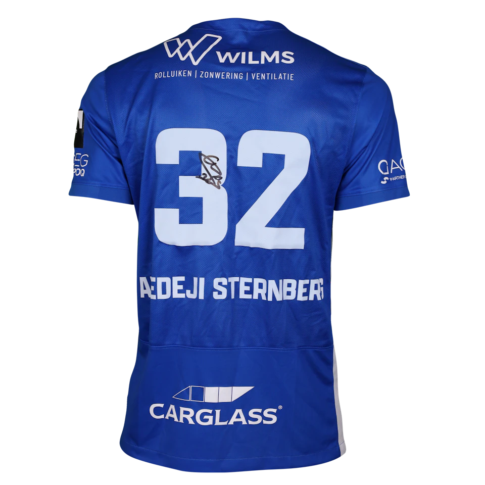 来自KRC Genk的Noah Adedeji-Sternberg球衣