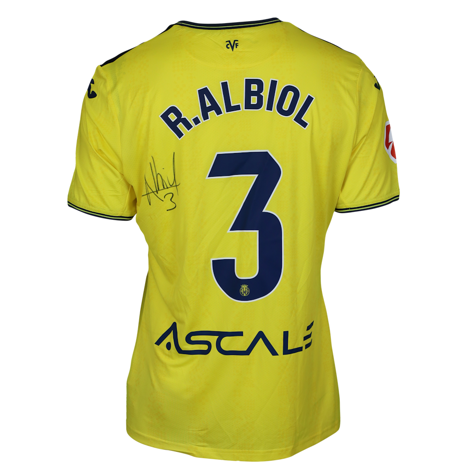 Raúl Albiol Villarreal CF shirt