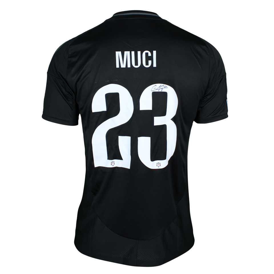 Ernest Muçi Beşiktaş JK shirt