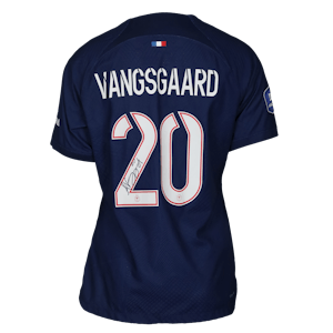 Amalie Vangsgaard | PSG W 