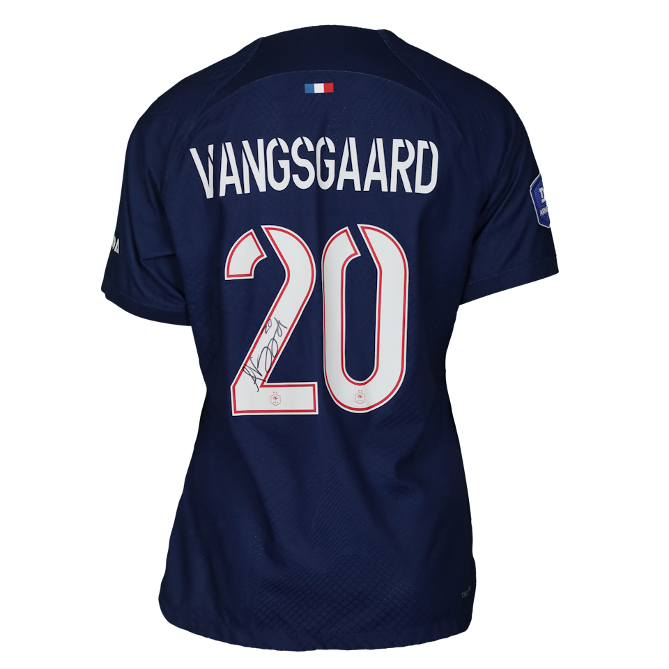 Amalie Vangsgaard | PSG W 