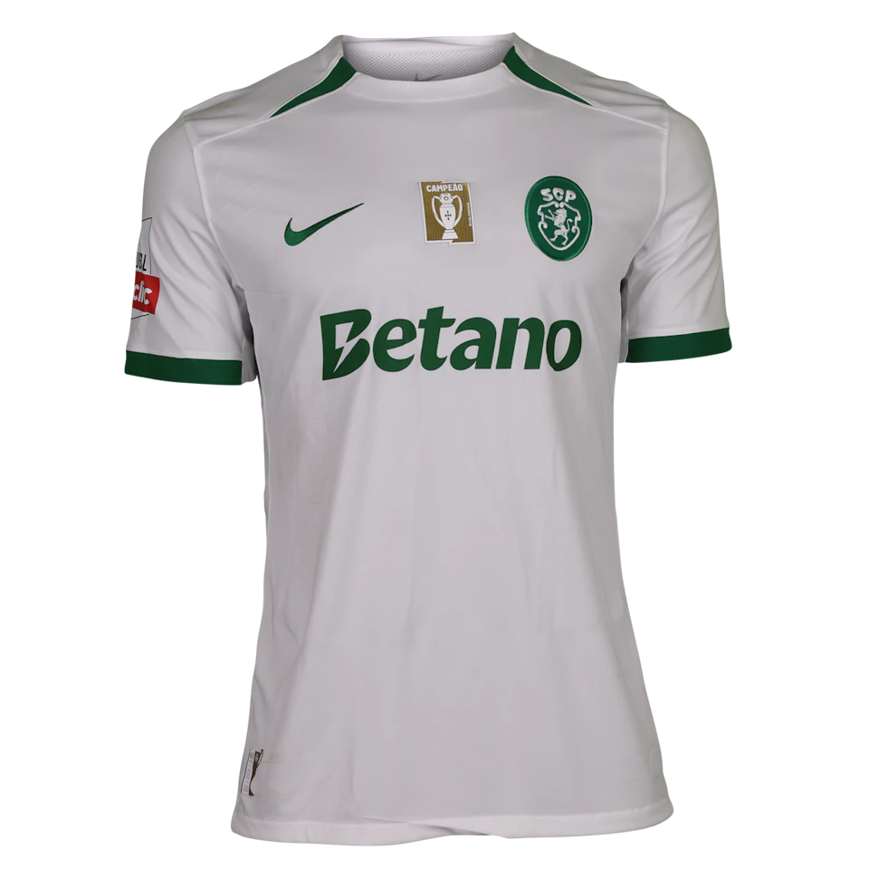 Zeno Debast Sporting CP shirt