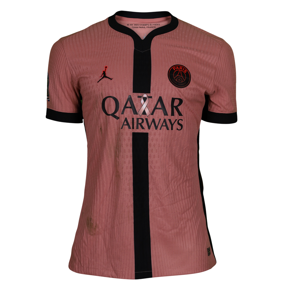 João Neves Paris Saint-Germain shirt