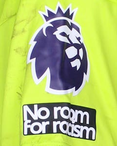 Bernd Leno Fulham shirt