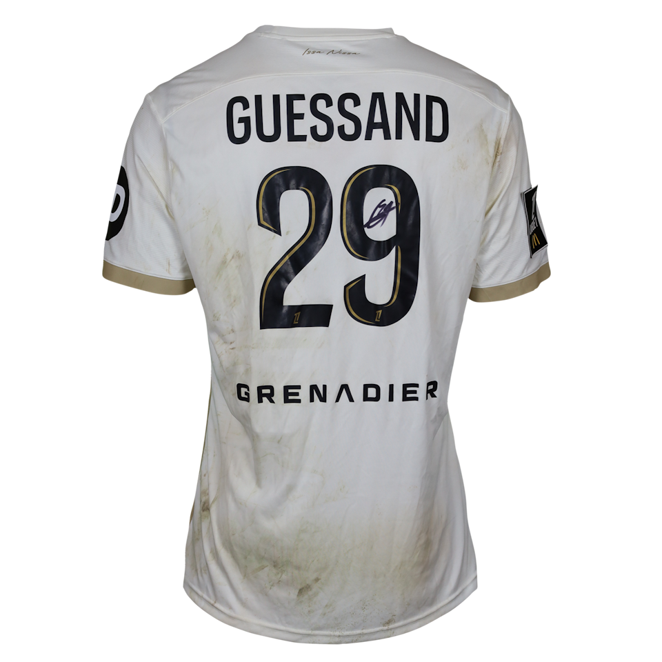 Evann Guessand OGC Nice shirt