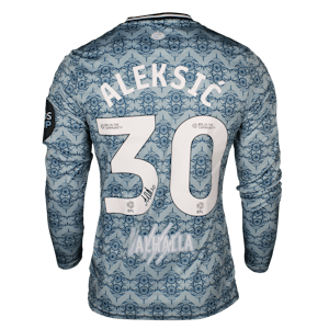 Milan Aleksić Sunderland shirt