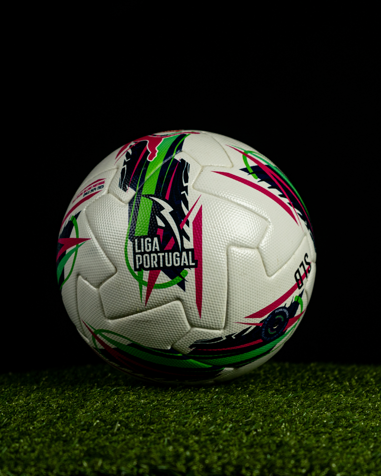Benfica | Match Scored Ball `94 - Benjamín Rollheiser